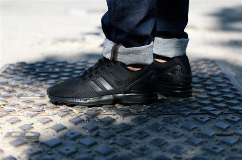 adidas zx flux triple black kopen